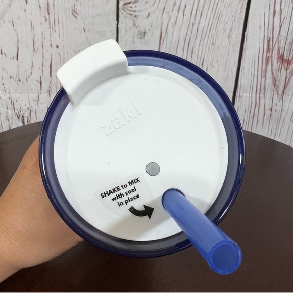 Zak! HydraTrak Water Tracker Tumbler - Picture 4 of 9